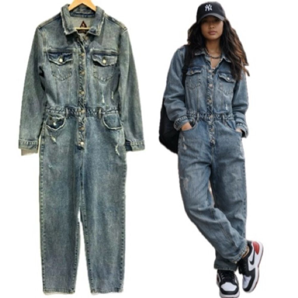 ASOS Signature8 Denim Boiler Suit Size Small Distressed Baggy Cropped Coveralls